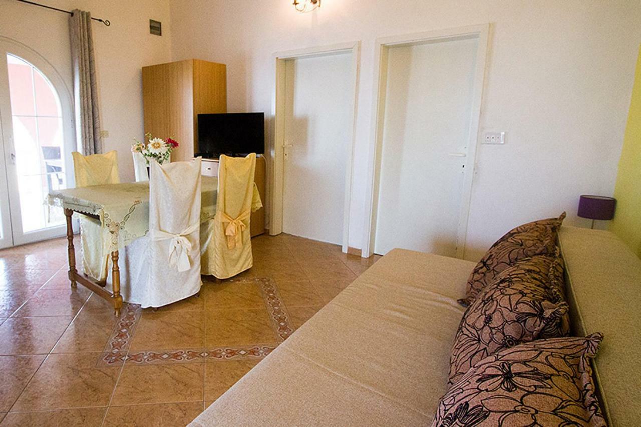 Villa Lilly سيساريكا المظهر الخارجي الصورة